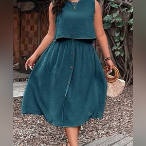 Never Worn ✨ two piece crop and skirt outfit